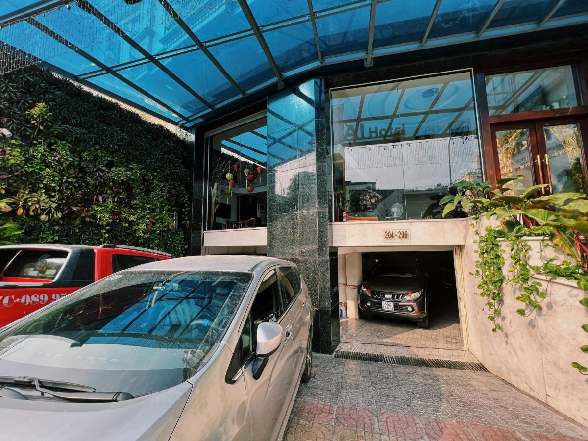 Huong Mai Ga Sai Gon Hotel Хошимин Екстериор снимка